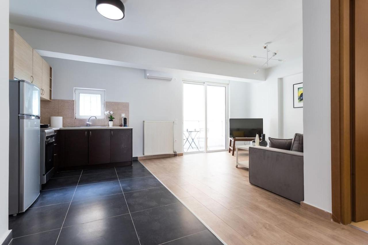 Stunning Flat With Lovely Terrace & Parking Garage 아테네 외부 사진