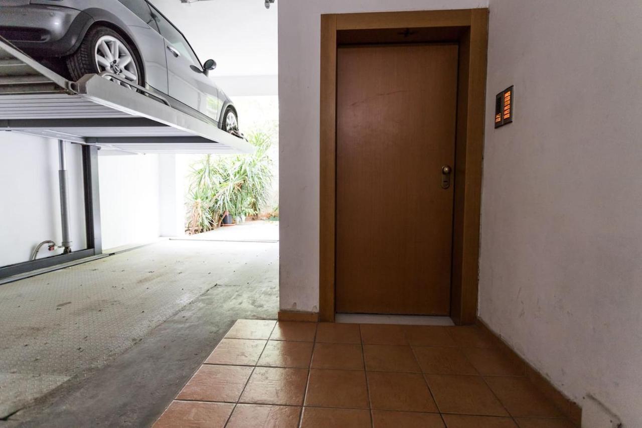 Stunning Flat With Lovely Terrace & Parking Garage 아테네 외부 사진